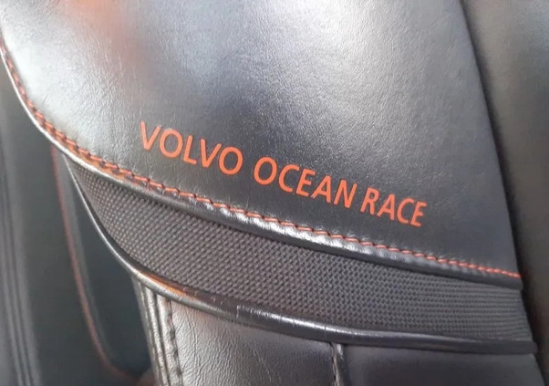 Volvo XC 60 cena 58900 przebieg: 187000, rok produkcji 2015 z Turek małe 67
